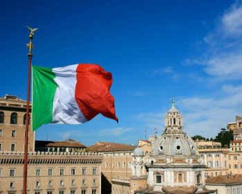 Флаг и столица Италии