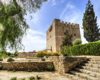 Замок Колосси Кипр