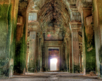 Храм Ангкор Ват изнутри