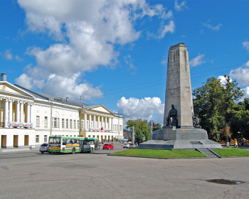 Соборская площадь (Площадь Свободы) Владимир